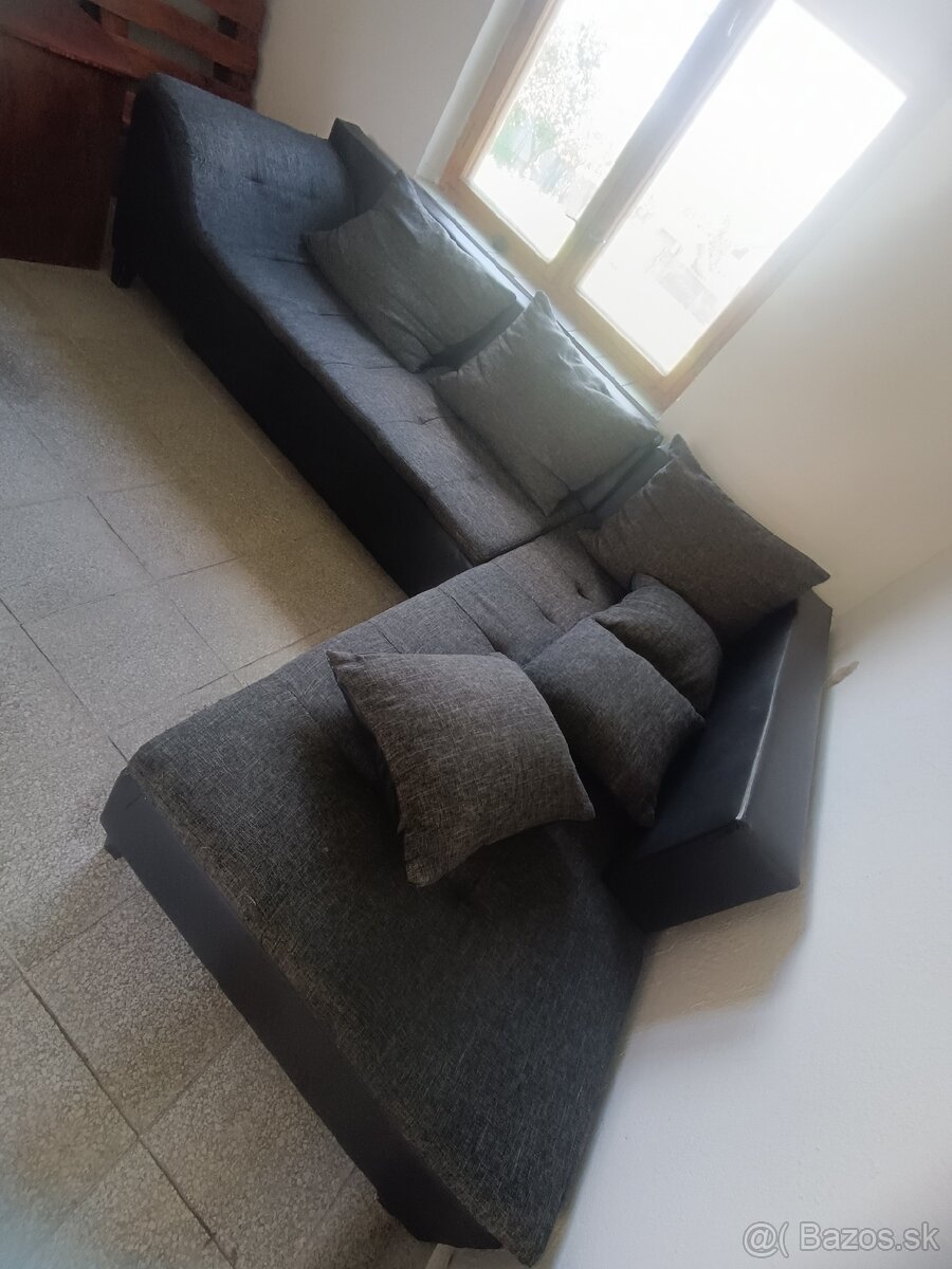 Gauč