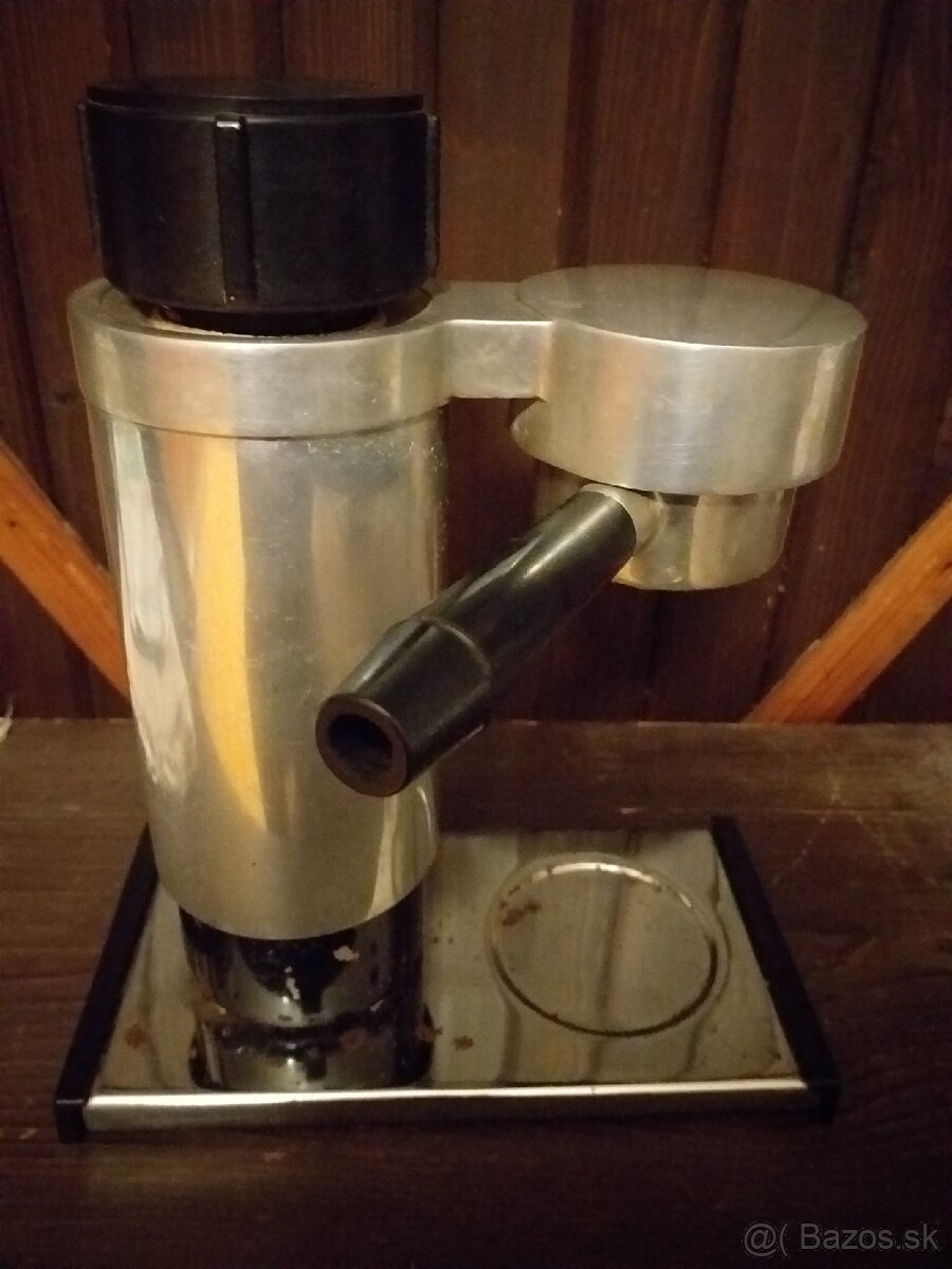 Retro kávovar
