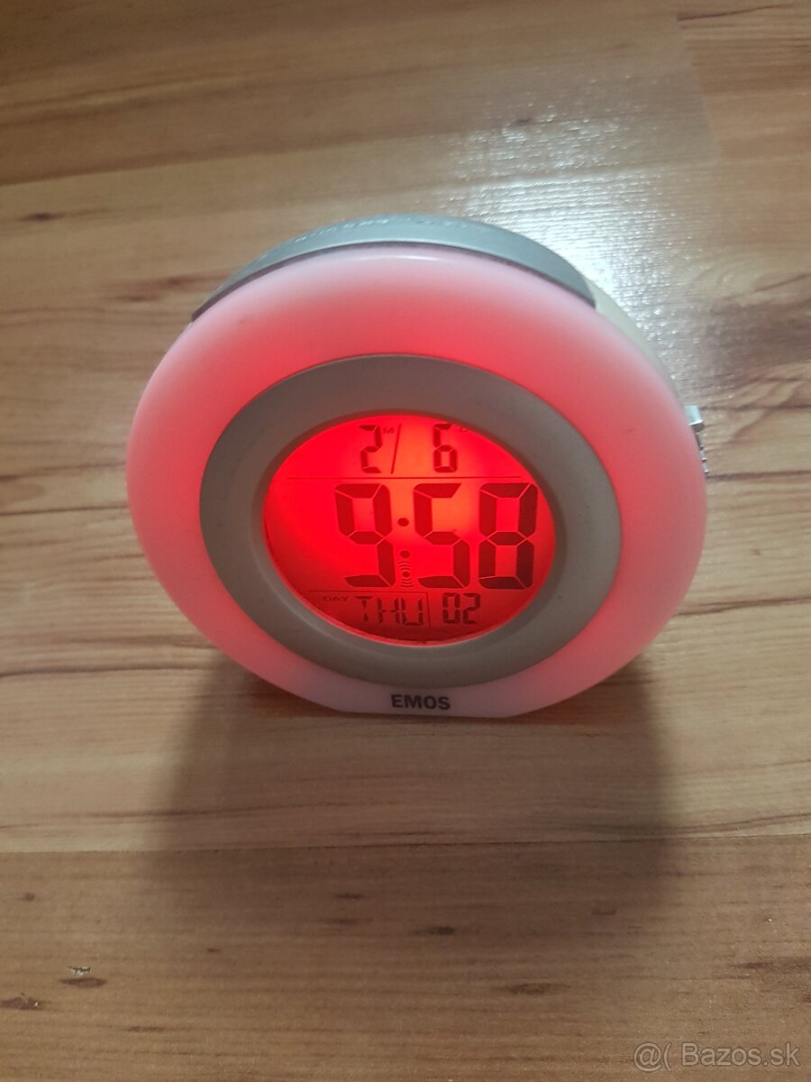 budík/hodiny