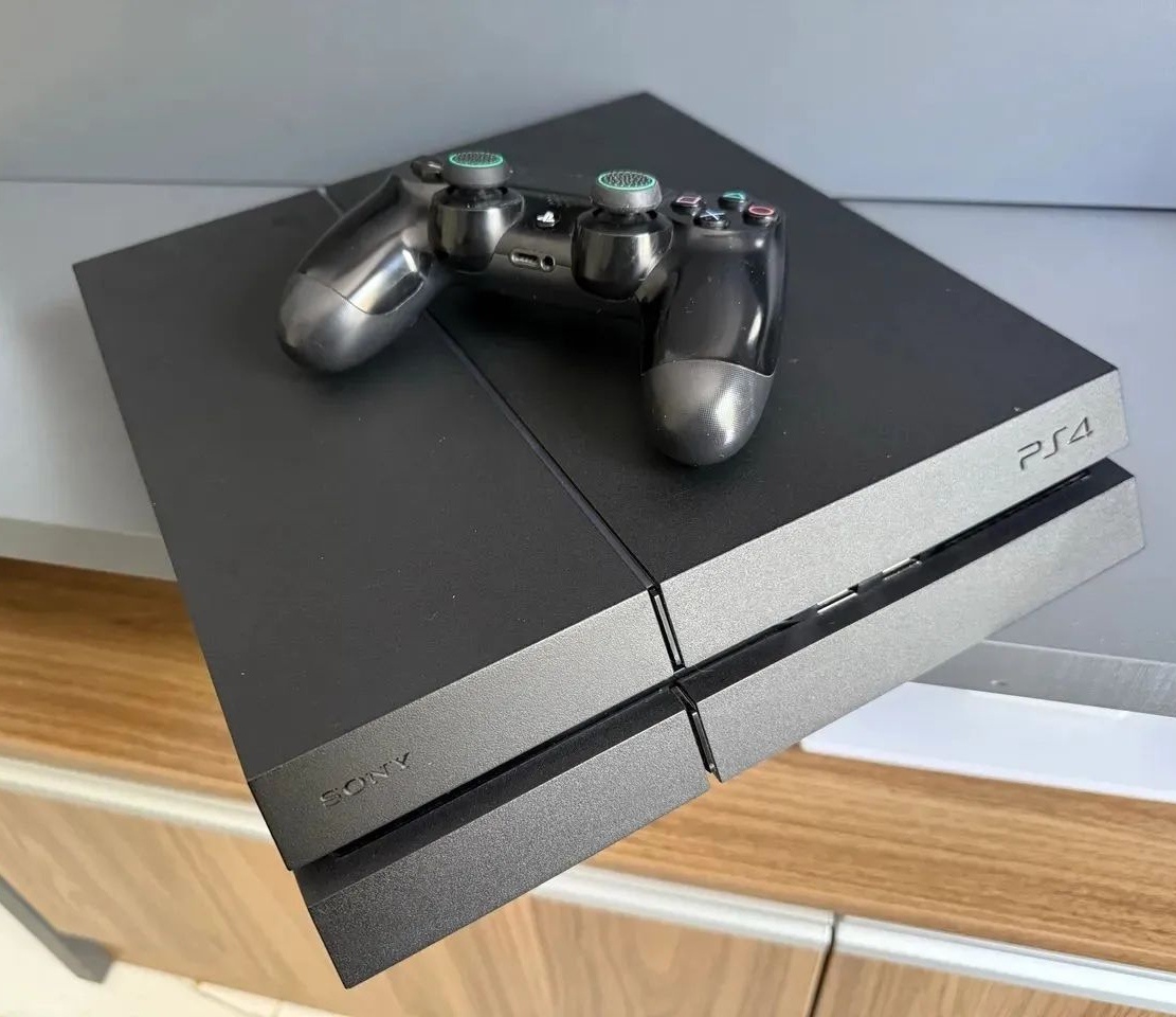 PS4 FAT ( 500GB )