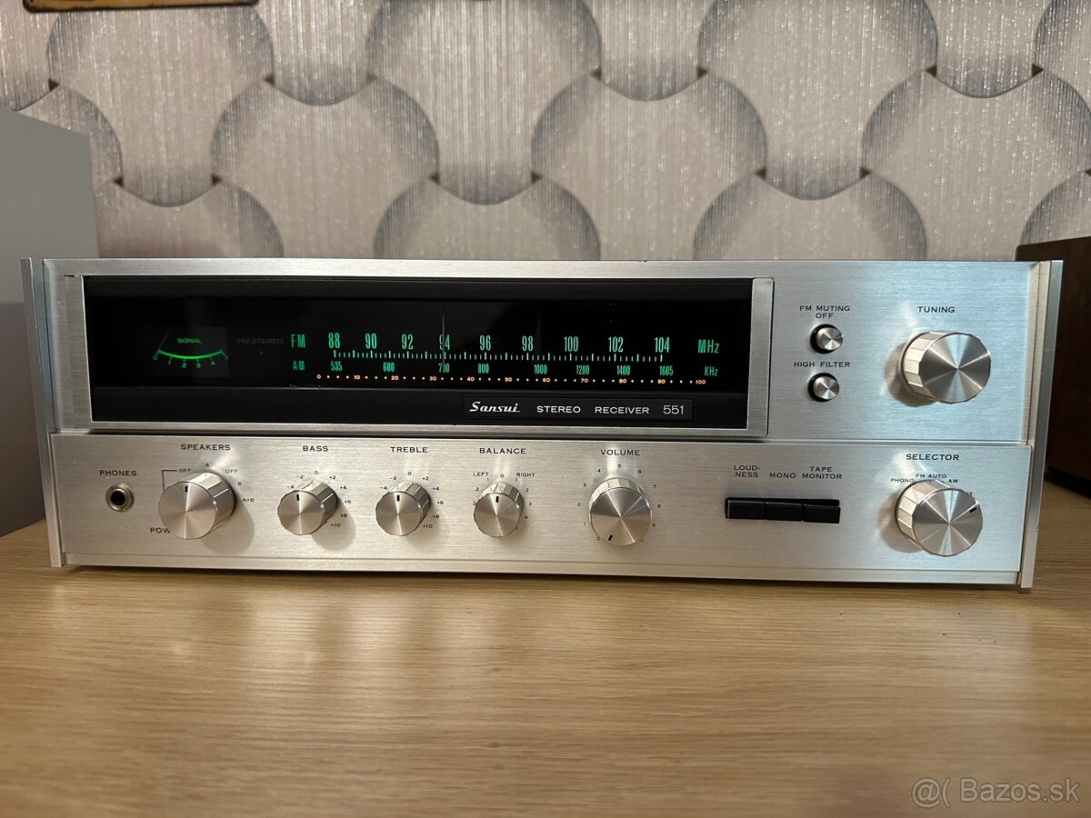Sansui 551