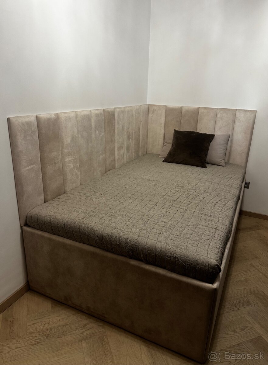 Nová rohová čalúnená posteľ + matrac zdarma (125×200)