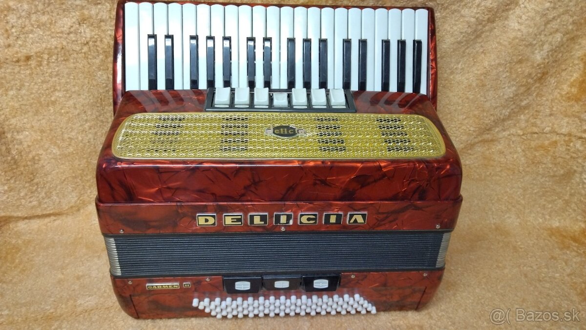Harmonika akordeon Delicia Carmen II - 80 bas.