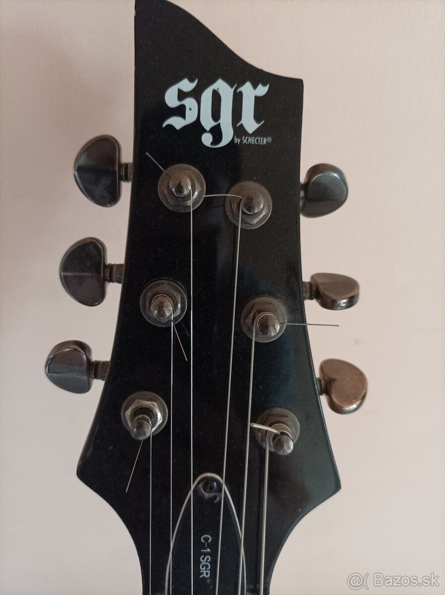 Schecter C-1 gitara pre ľaváka