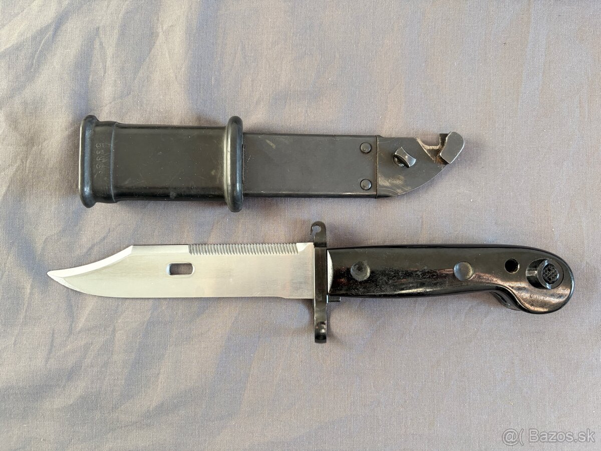 Bajonet AK 74