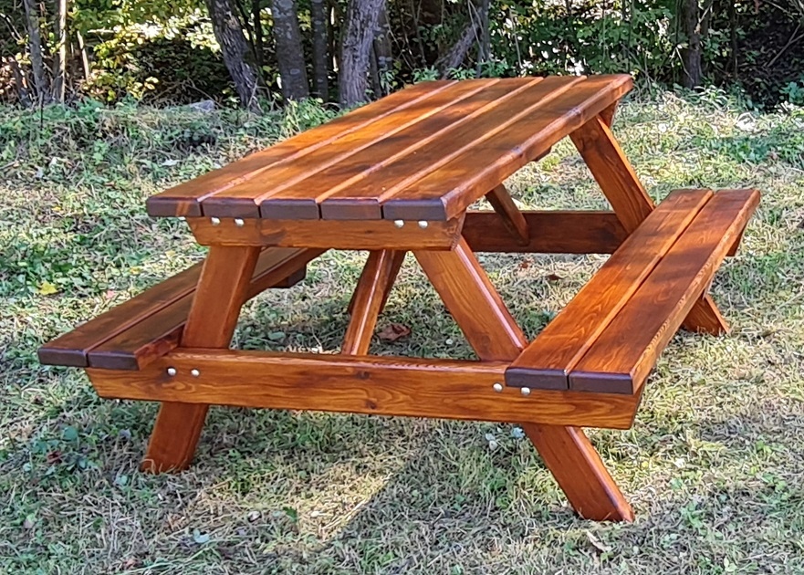 pivný set, drevené sedenie