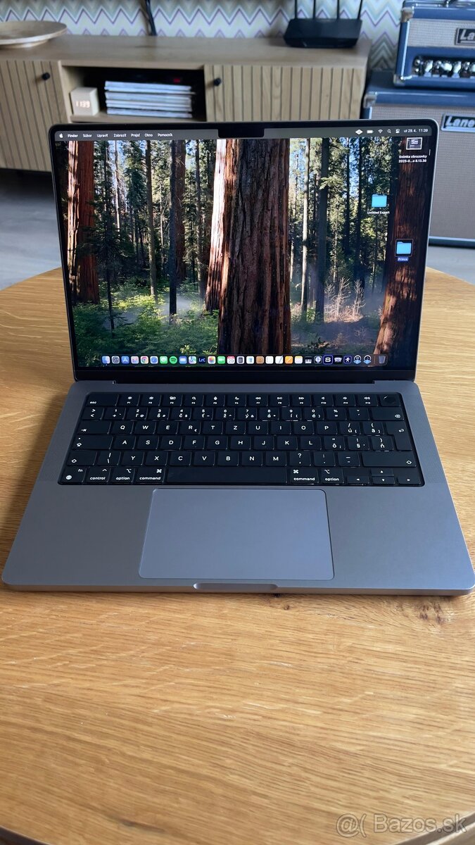 MacBook M1 Pro (14-palcový, 2021) 100% stav