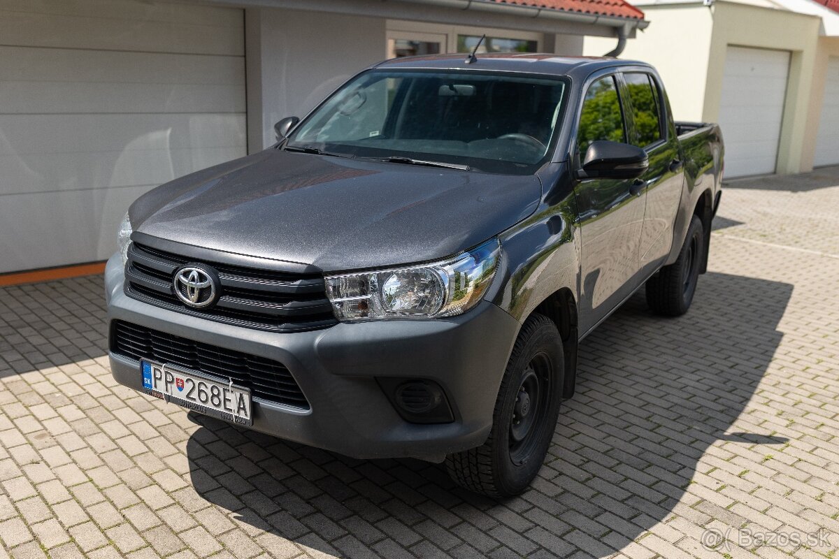 Toyota Hilux 2.4