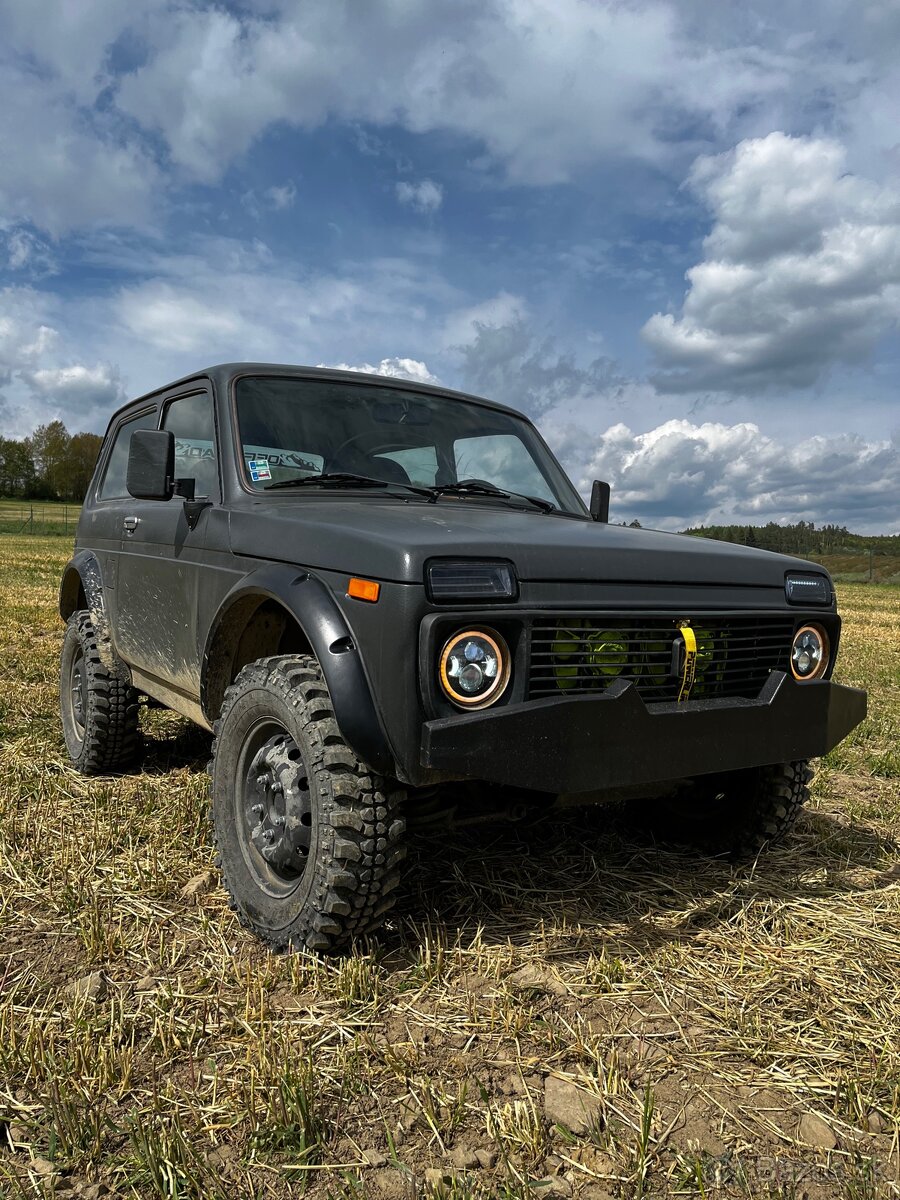 Lada Niva 1.7 i