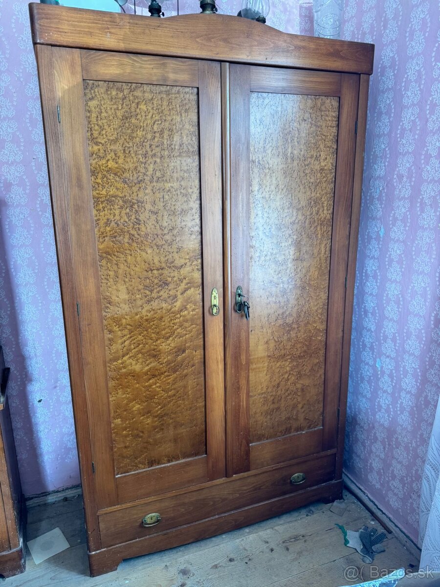 Nábytok
