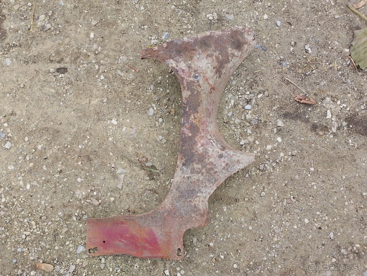 Predám podsedlový plech na trojdielne plechy