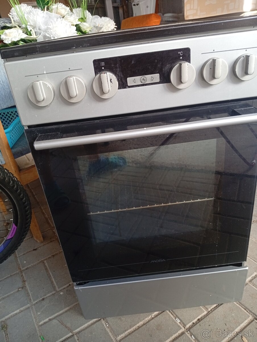 Elektrický sporák mora