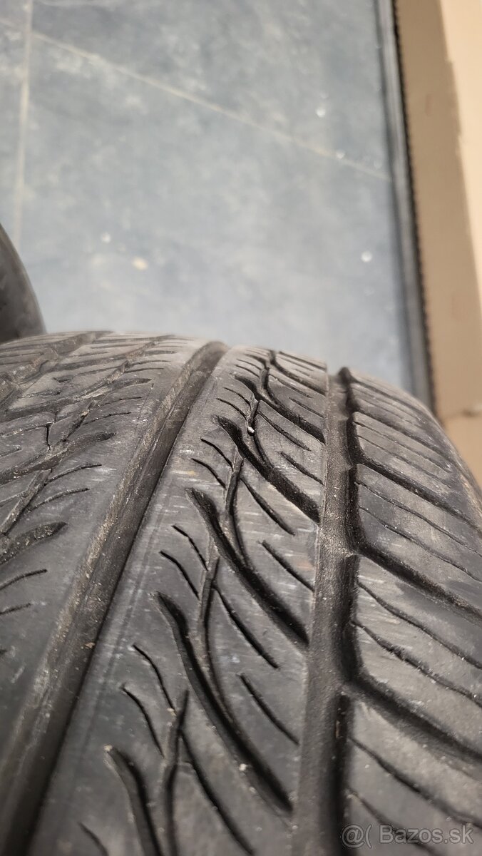 Celorocne pneu 185/60 r14 Sebring 4ks