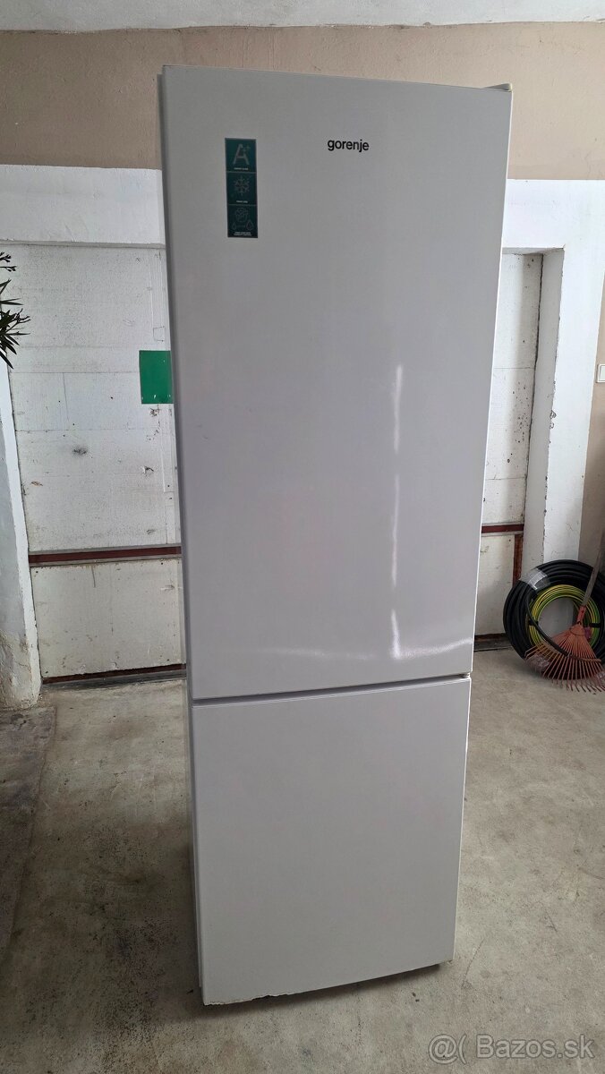 Predám pokazenú chladničku