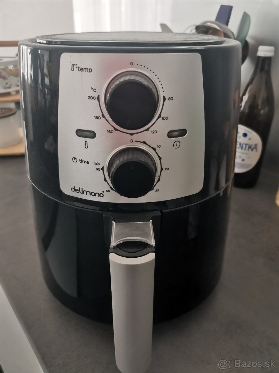 Teplovzdušná fritéza