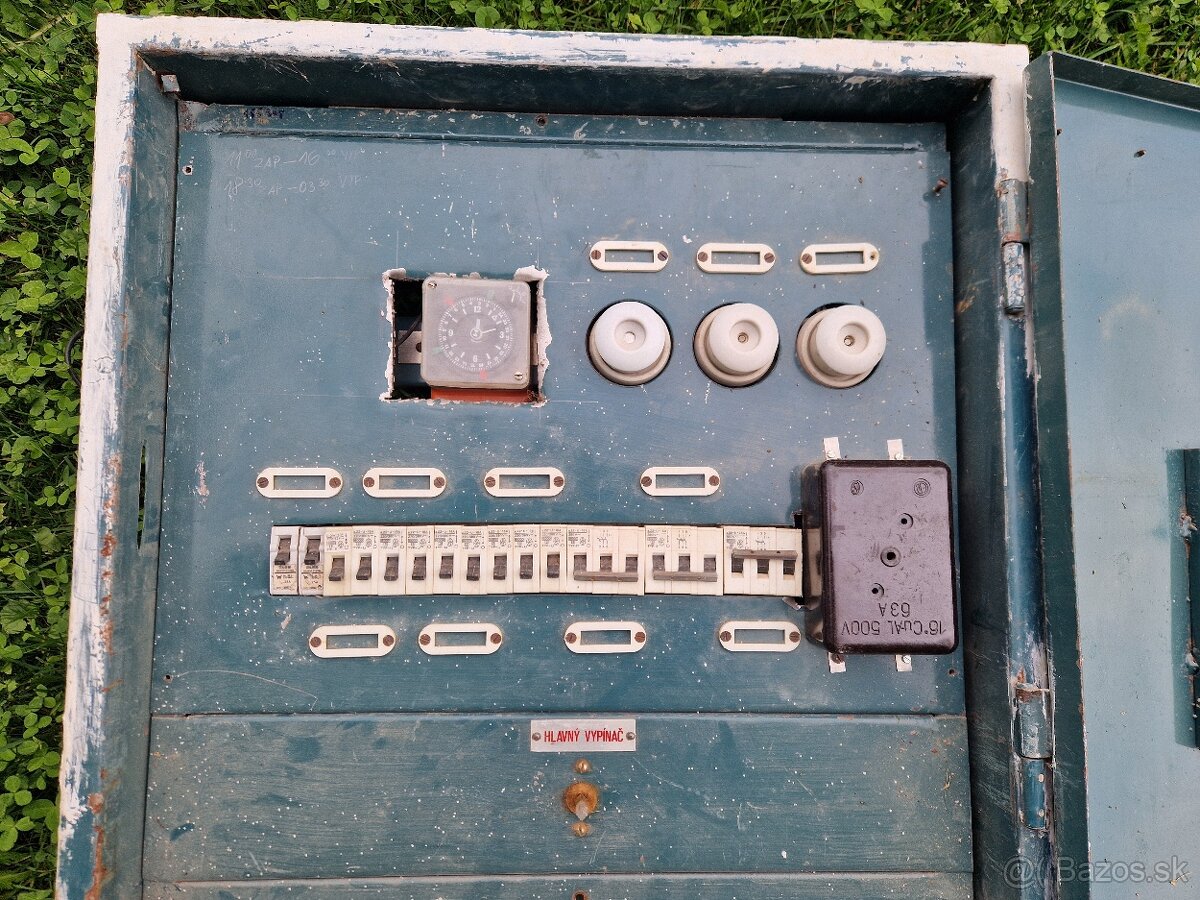 Elektricka rozvodna skrina
