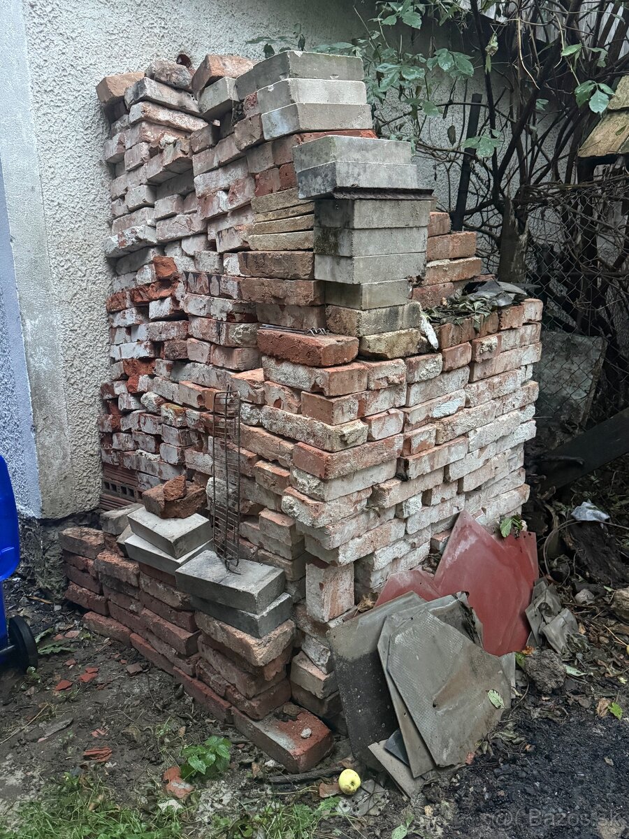 Darujem staré tehly za odvoz