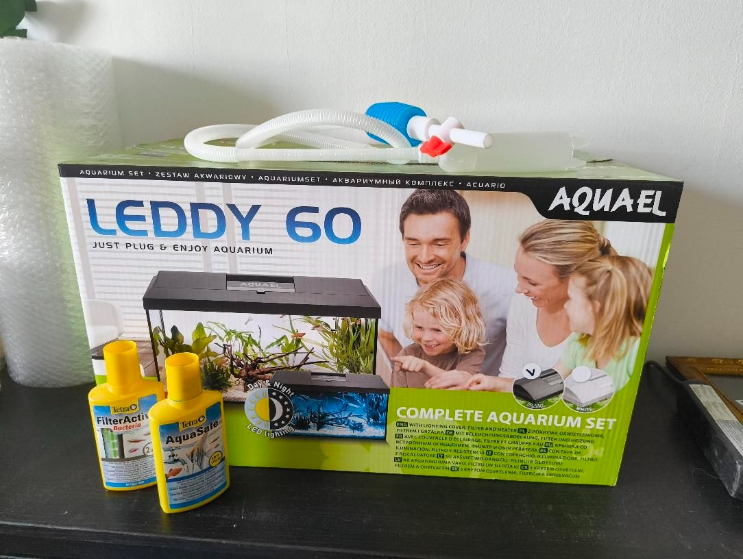Akváriový set AQUAEL LEDDY 60L