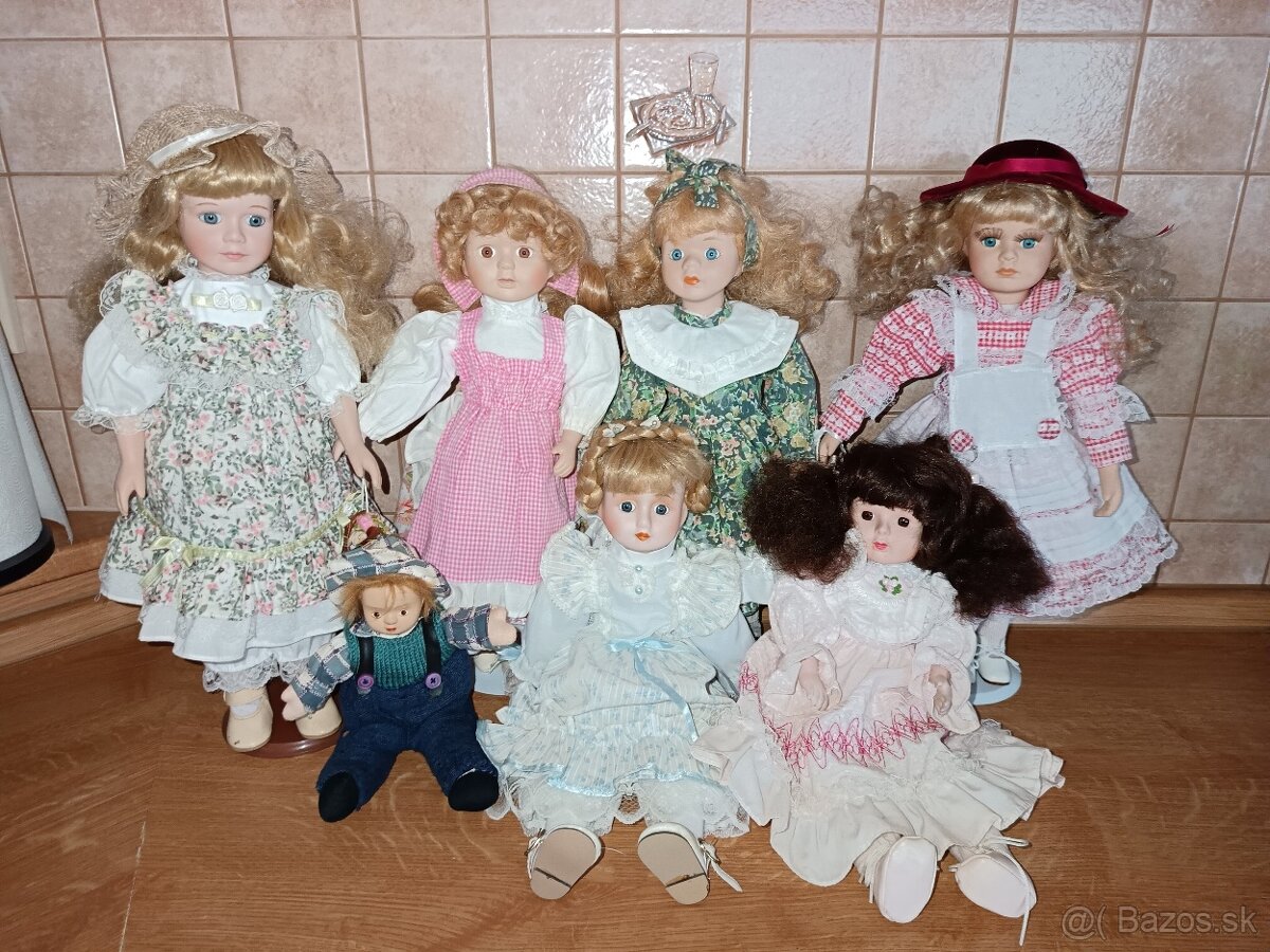 Porcelánové bábiky.