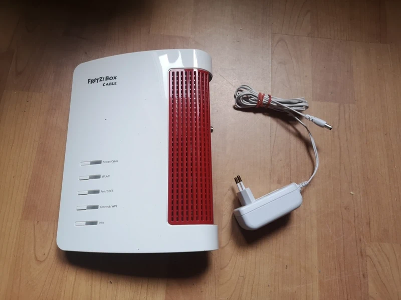 wifi router FRITZ BOX 6660 cable