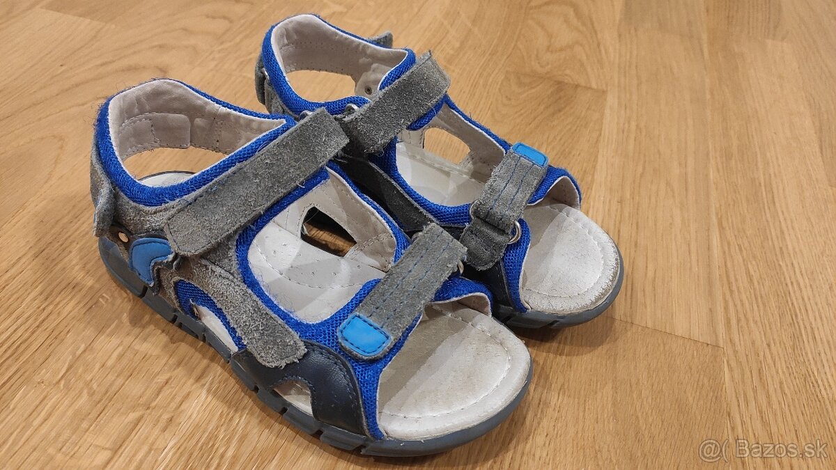 Protetika sandále