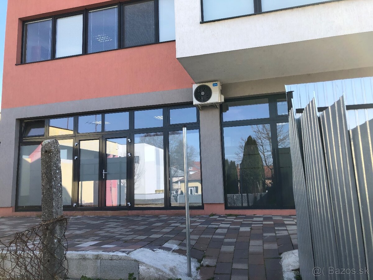 Prenájom priestorov v Štúrove