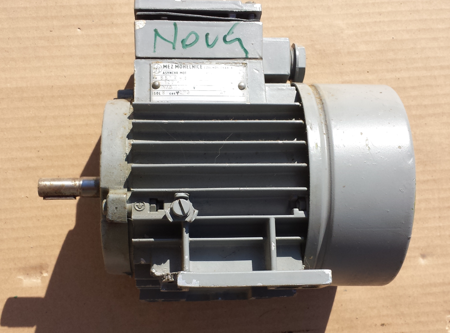Predám elektromotor 120w,1400ot/min ø11mm