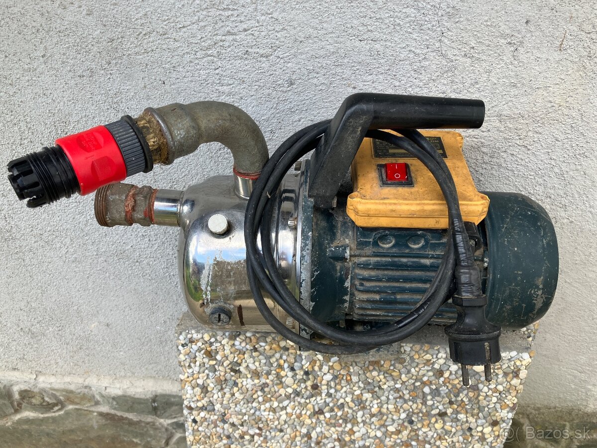 Čerpadlo záhradna pumpa