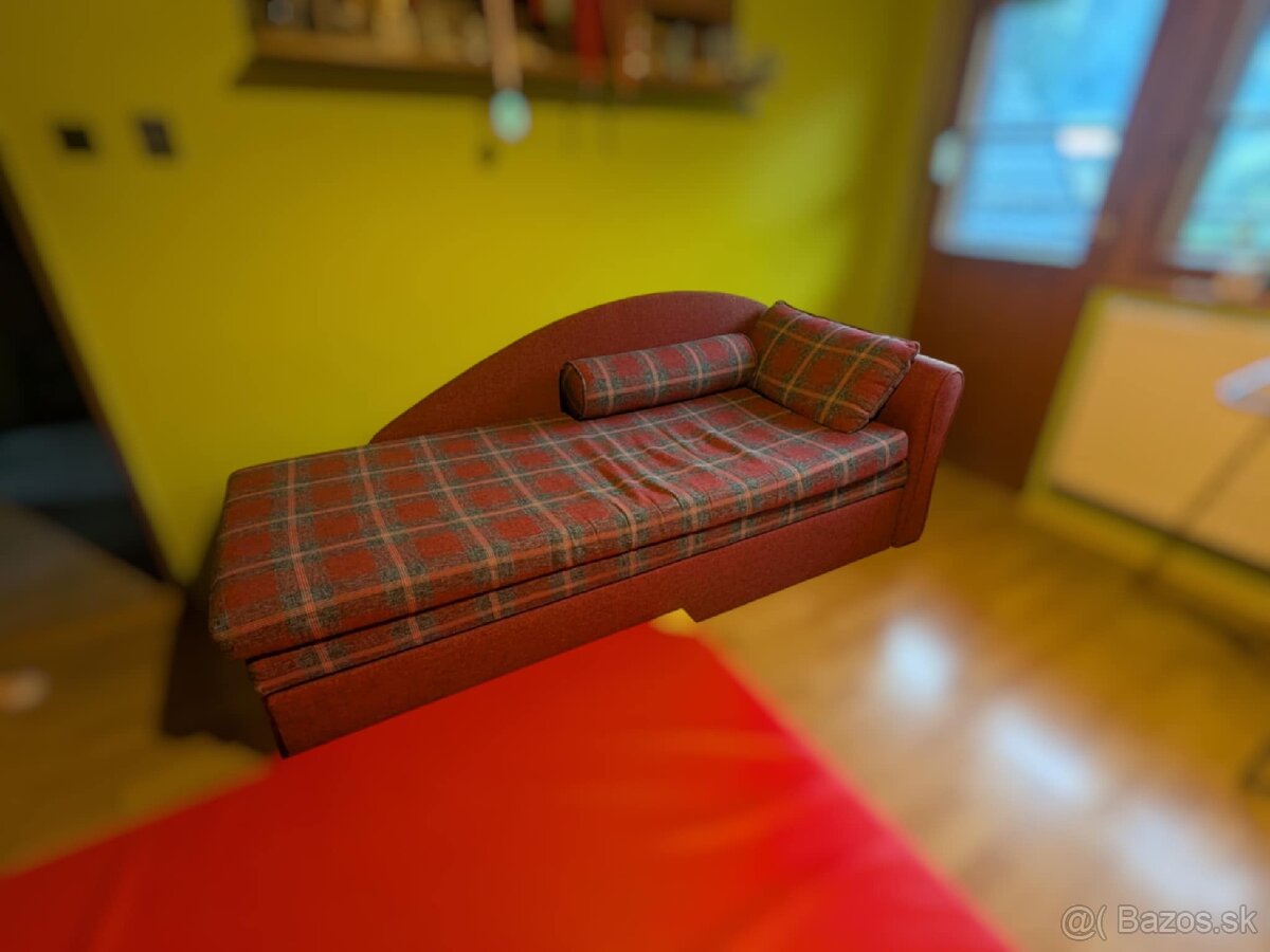 Rozkladací gauč