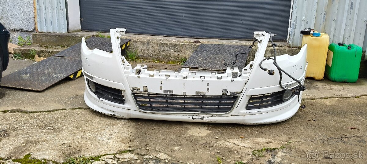 PASSAT B6 05-10 PREDNÝ NÁRAZNÍK