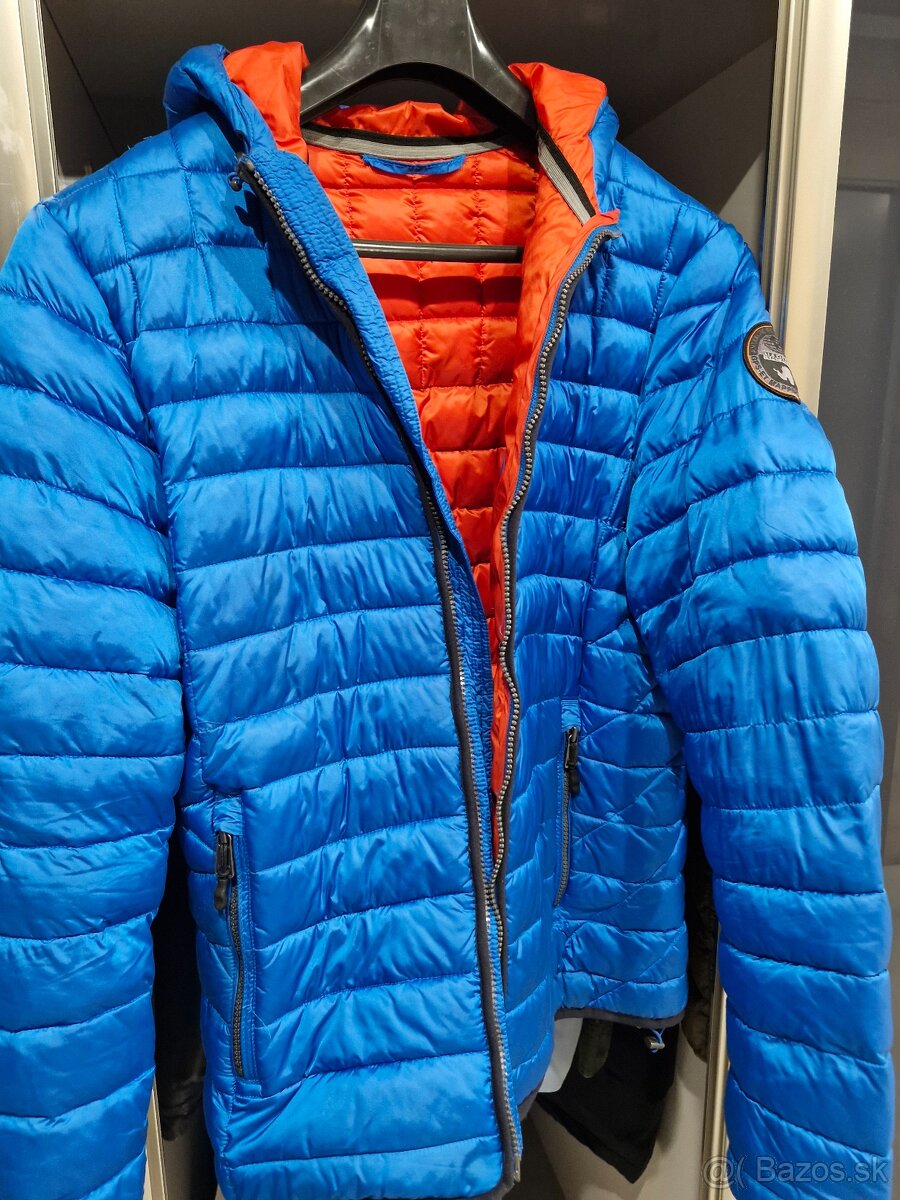 NAPAPIJRI zimná bunda .veĺkosť M