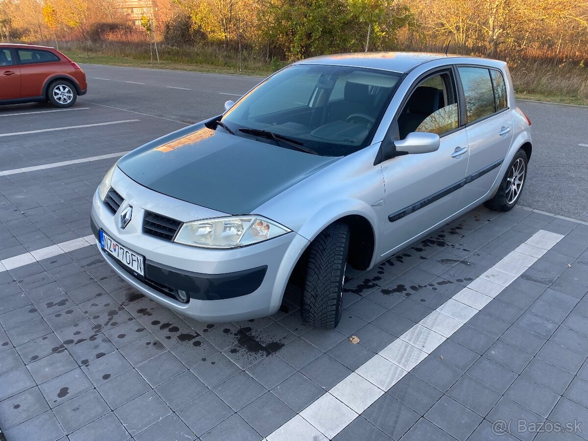 Predám Renaulr Megane ll.   1,6 benzin