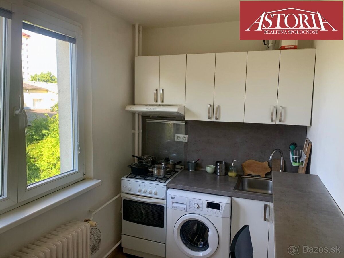 2- izbový byt Martin - CENTRUM - KOMPLETNÁ REKONŠTRUKCIA bal