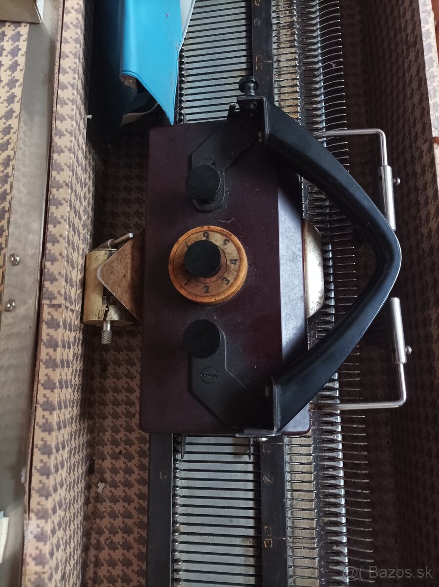 Pletaci stroj Dopleta