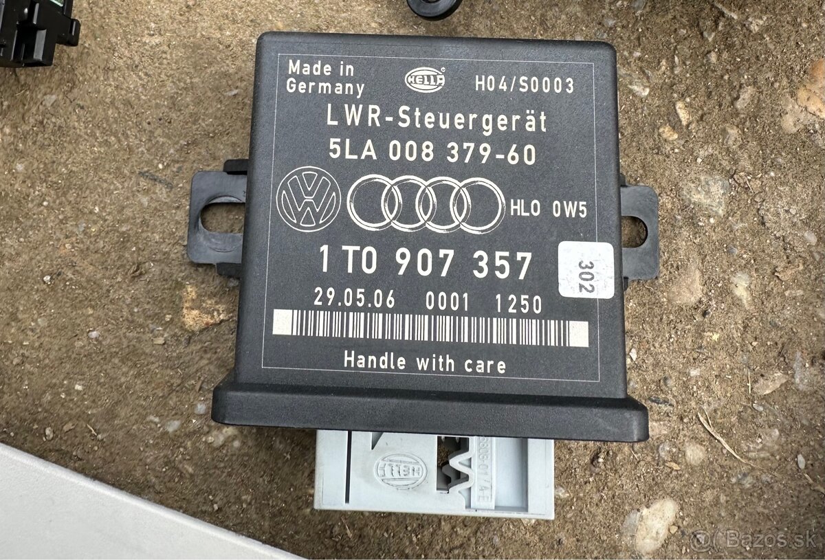 Riadaca jednotka na xenony