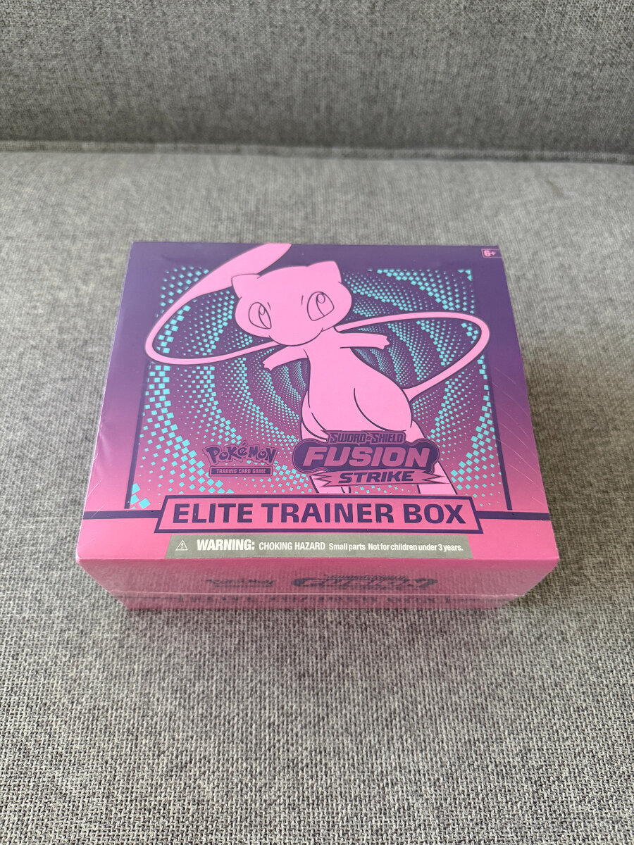 Pokemon Fusion Strike Elite Trainer Box