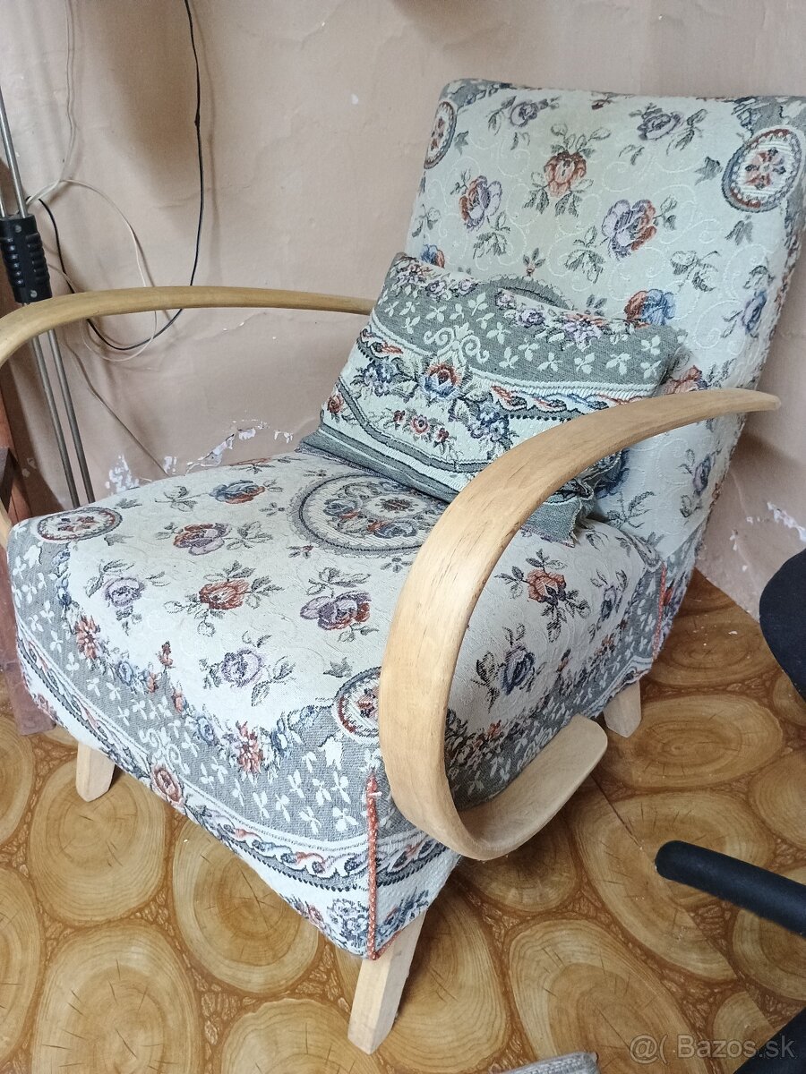 Kreslo halabala
