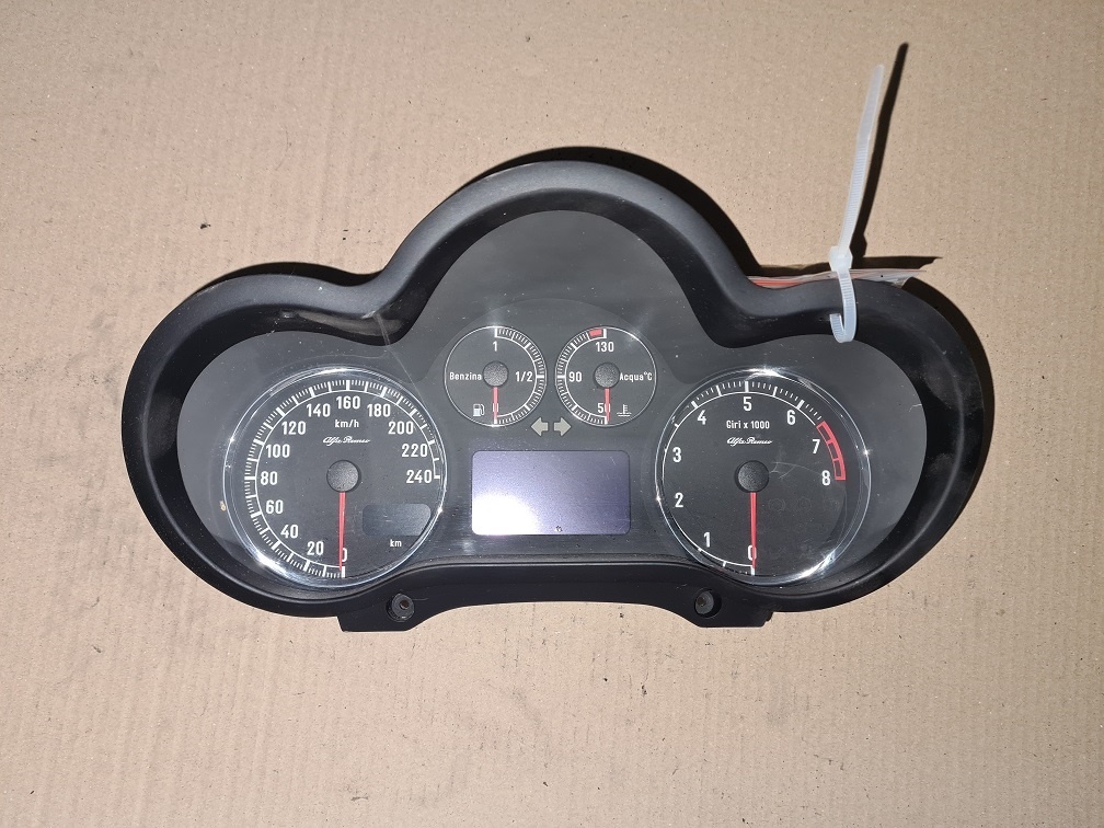 Budíky Alfa Romeo 147 1.6 156071233