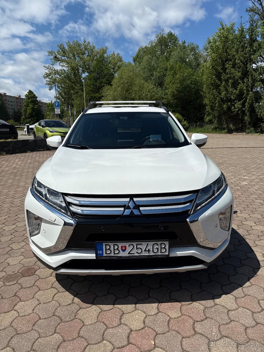 Mitsubishi Eclipse Cross 1.5T MIVEC CVT 4WD 1 MAJITEL