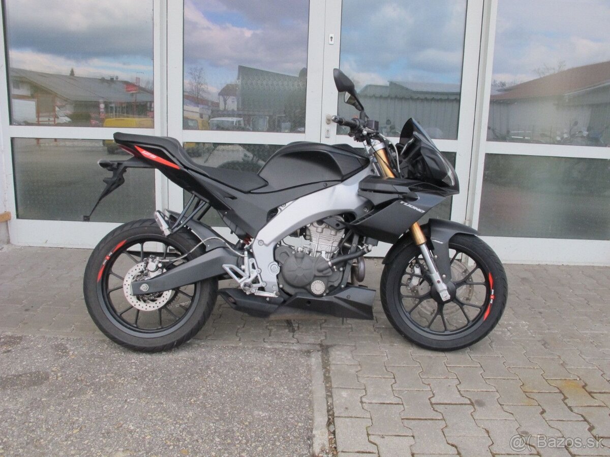 Aprilia Tuono 125