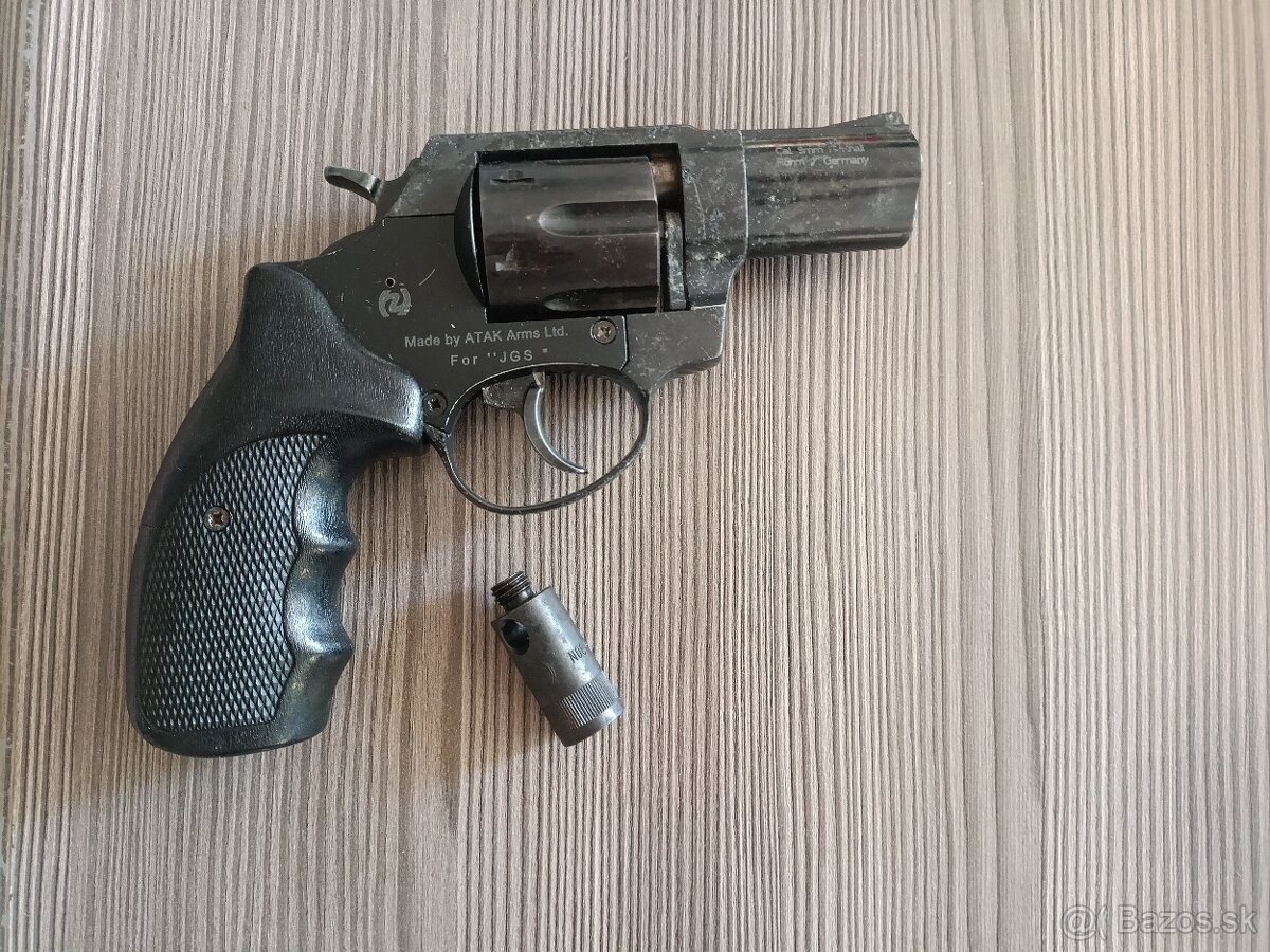 Predám plynový revolver