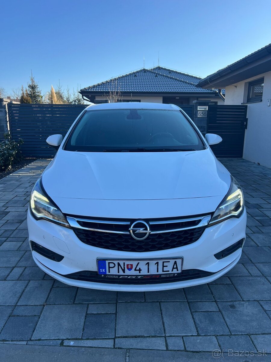 Astra 1.0 turbo Enjoy