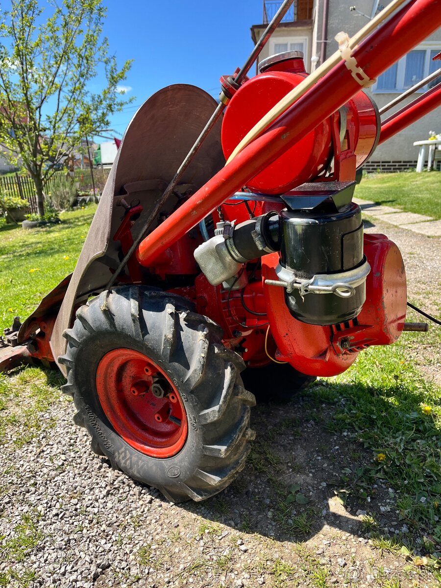 MF 70 jičinka