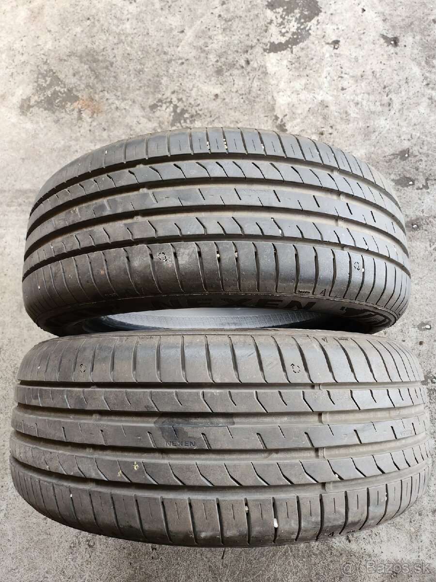 Predám 2ks letné pneu 215 55 16