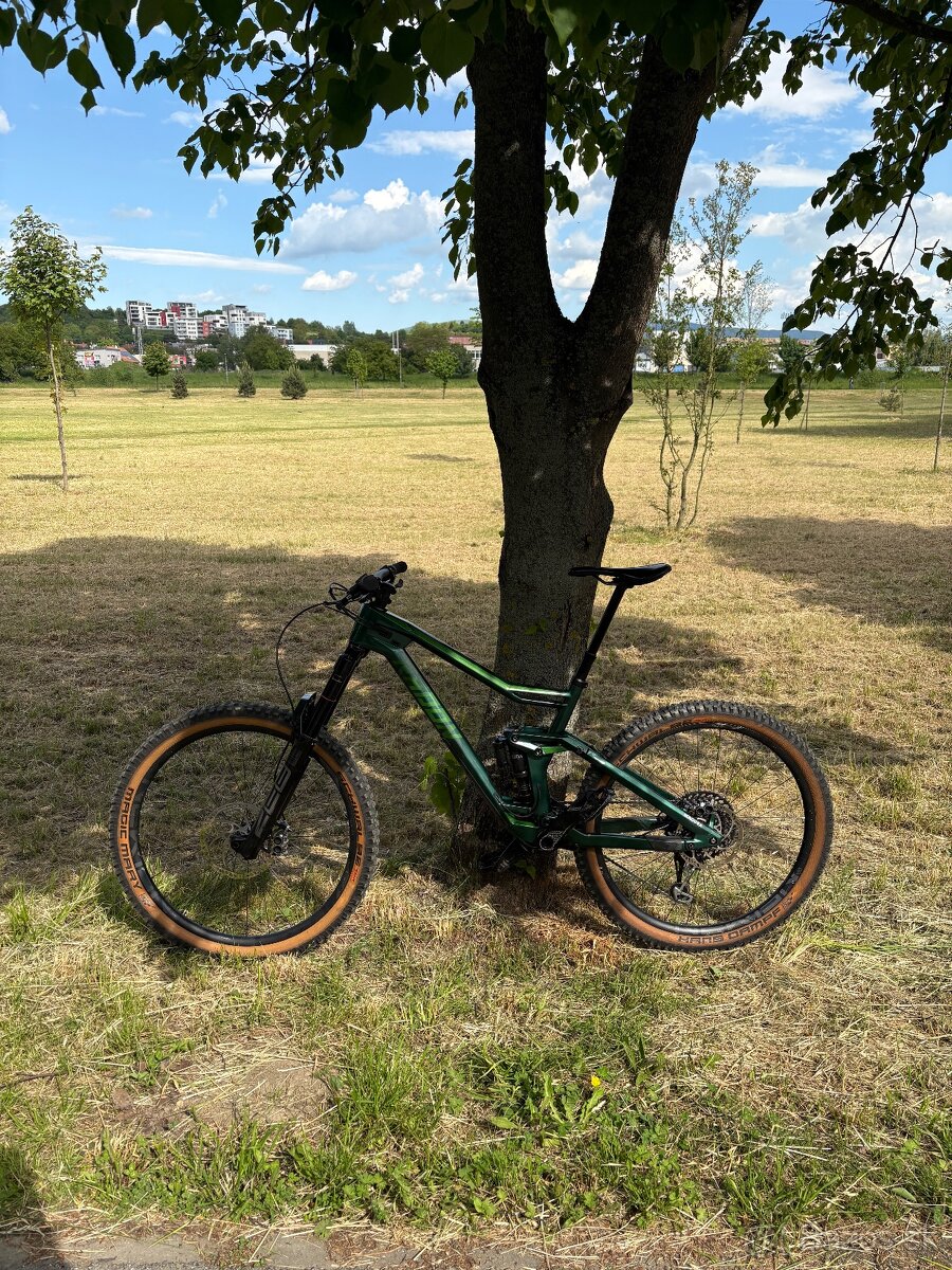 celoodpružený karbónový RADON JAB (ZEB a SRAM 4piest brzdy)