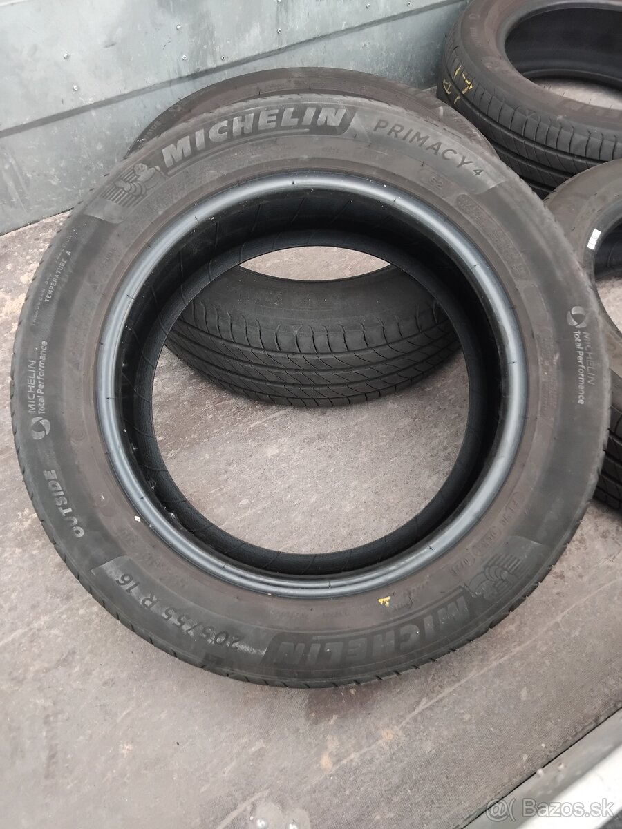 Predám pneu Michelin Primacy4 205/55 R16 91H