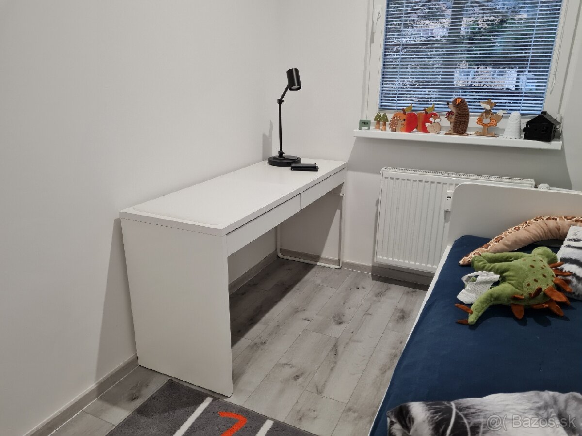 MICKE Stôl, biely, 142x50 cm