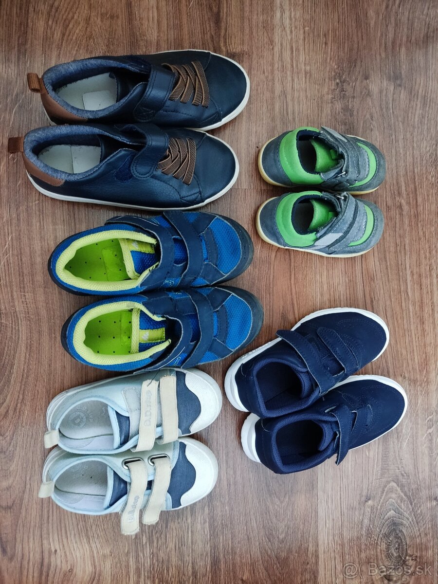 Topánky 28- 30 veľkosti, jedny 25 veľkosť
