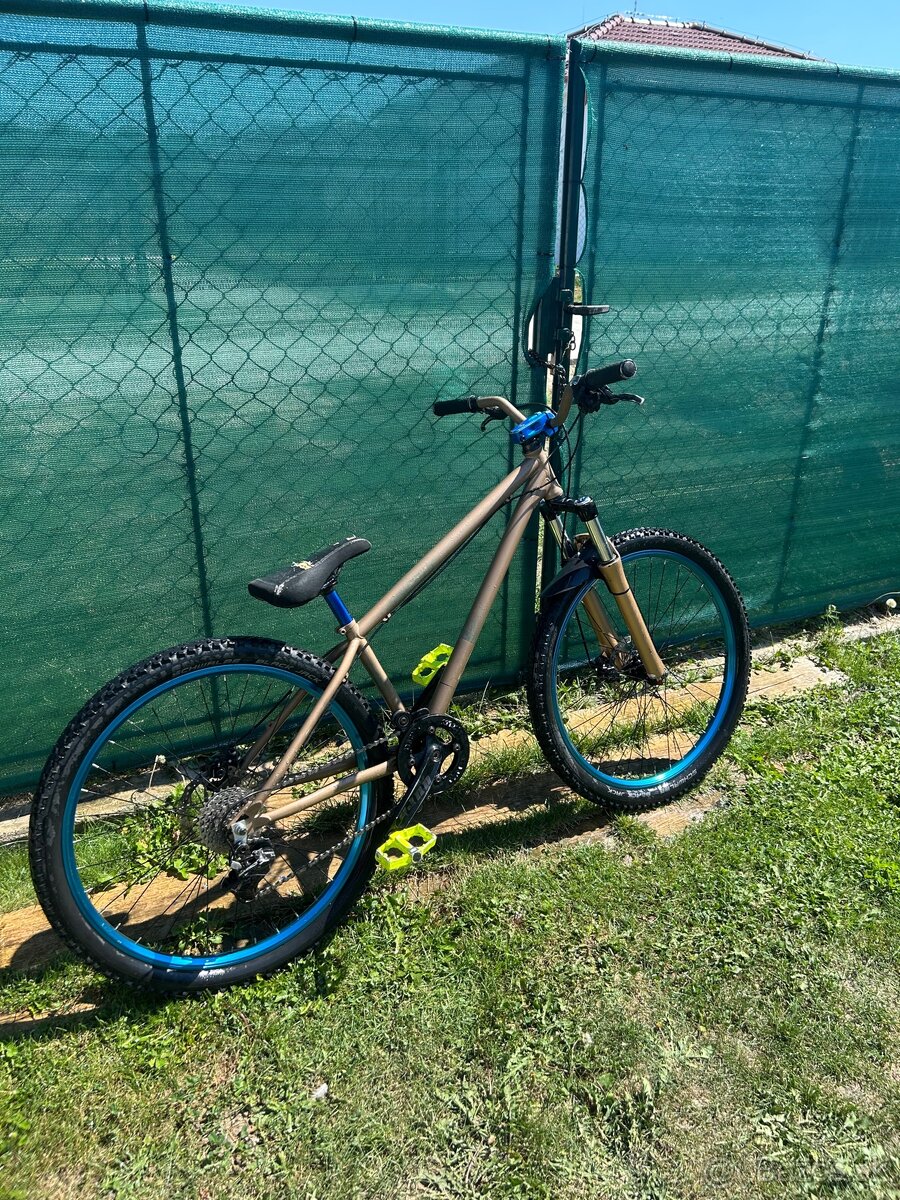 predám dirt bike