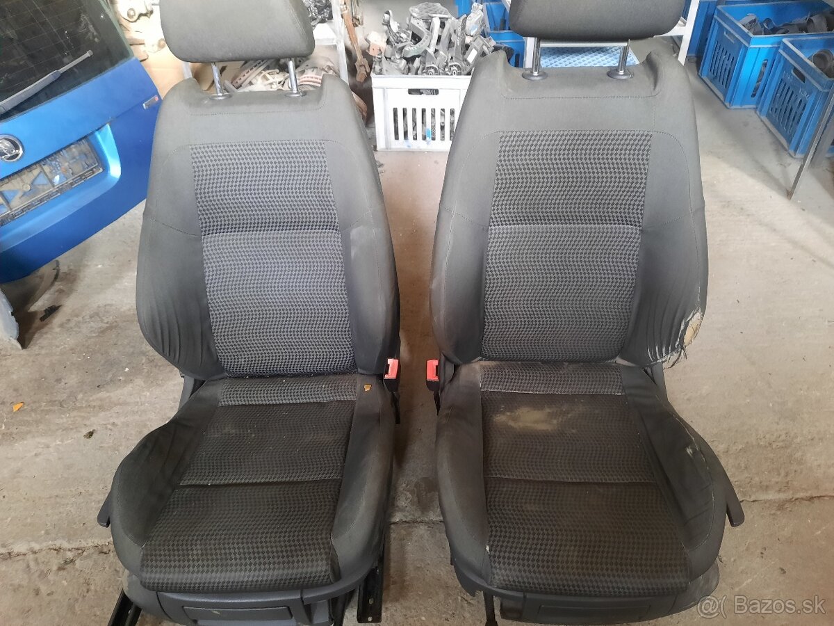 Skoda Roomster sedacky predna zadne, sport,